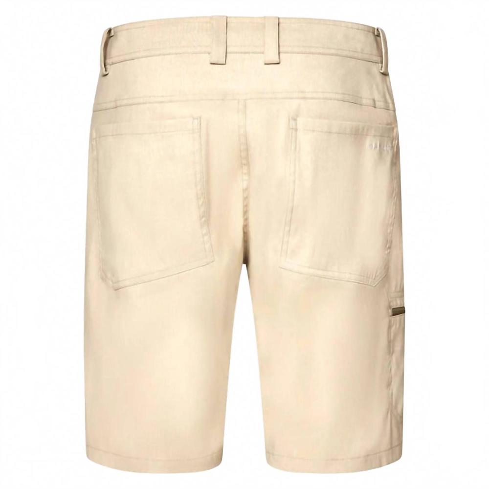 NEW OAKLEY men's golf hybrid short in beige - Picture 2 of 3